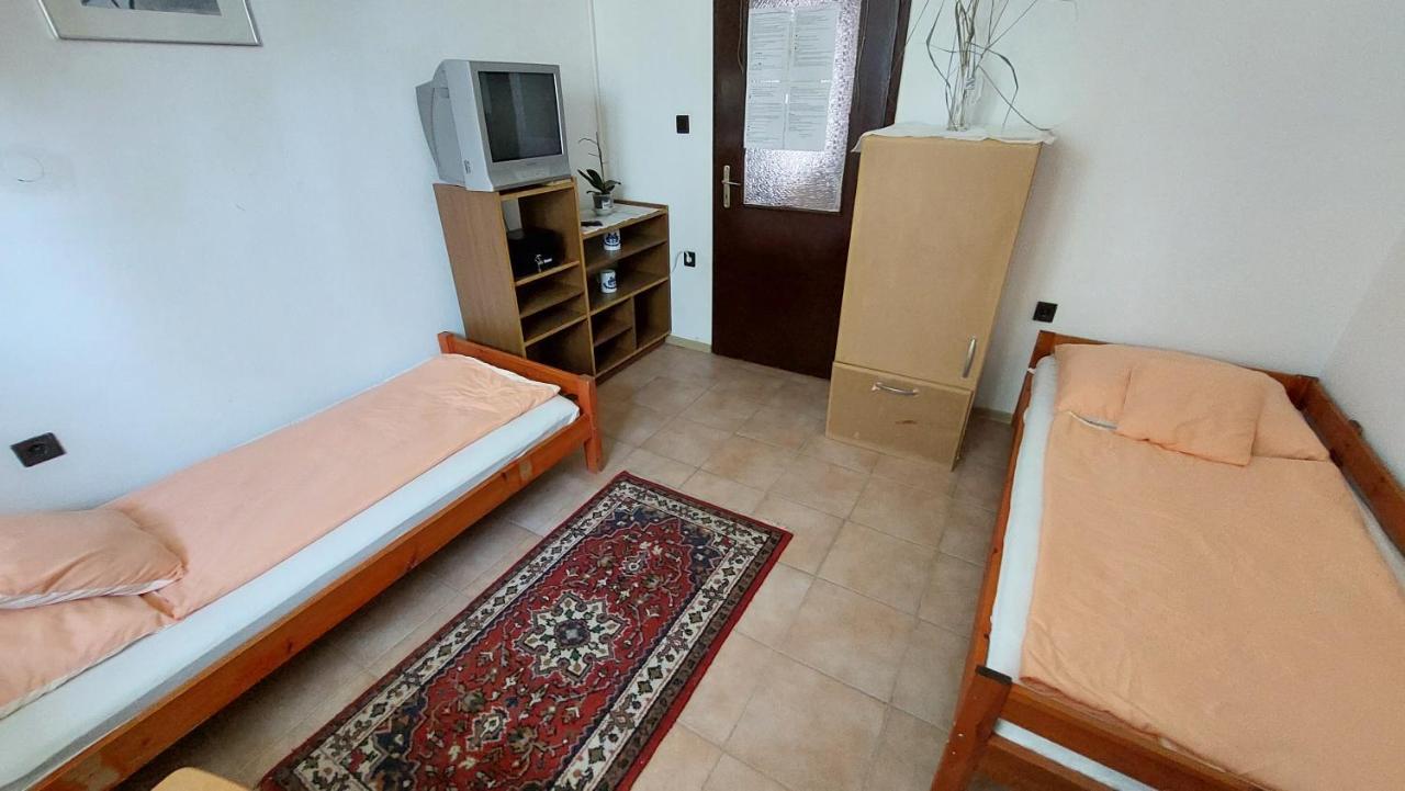 Hotel Malom Tavi Vendeghaz Tapolca Esterno foto